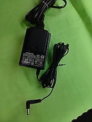 164 5V 1.5 AMPER CREATIVE SİNEMA SES SİSTEMLERİ HOM TEATER SPEAKIR KOLON ORG LAR İÇİN İNCE SLİM UC ADAPTÖR 850 TL.164