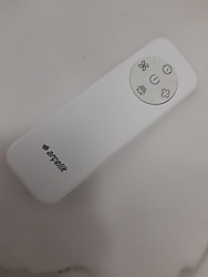 ARÇELİK SOĞUTUCU REMOTE KLİMA UZAKTAN KUMANDASI..Google'da arattım bu şekilde çıktı..Hangi marka model uyumlu bilmiyorum