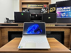 Lenovo Ideapad Gaming 3 15IAH7 i5 12500H 16GB RAM 512GB SSD W11 RTX3050 15.6” FHD 165Hz 82S900QTTX (İKİNCİ EL)