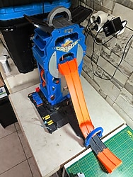 Ultimate Mega Garaj Dev Kule Yarışı 35 Araç Kapasiteli, Kolay Taşınabilir