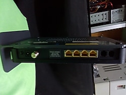 028 NETGEAR FİBER SERBEST KULLANICILI UYDU MODEM 750TL.028