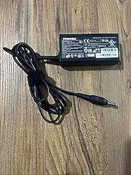 TOSHİBA 19V 3.42A ORJİNAL ADAPTÖR