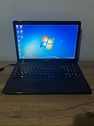 SAMSUNG 270E CELERON-1007U/4 GB/500 GB HDD/15.6 NOTEBOOK