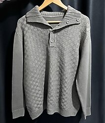 90’lar Vintage Triko Hazinesi! Doku ve yaka detayına bayıldım, oversized giymelik!