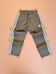 Adidas siyah eşofman altı 3 bant modeli Rahat kalıp Temiz kondisyon.