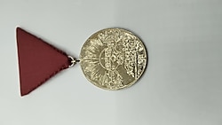 İSTİKLAL HARBİ MADALYASI(2). ÜST DÜZEY 1 e 1 REPLİKASIDIR 352