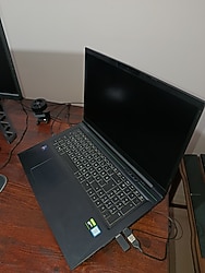 Monster Abra A7 V11.1 GTX 1650 i7-9750H 32 GB Ram 500 GB SSD