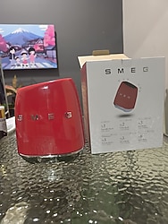 Smeg bıçak seti ve kırmızı standı