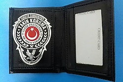 YENI TASARIM.YAKIN KORUMA ROZETLI CÜZDANI SATINAL.SADECE YAKIN KORUMA KIMLIK KARTLI PERS.SATILIR.SIVILE SATILMAZ