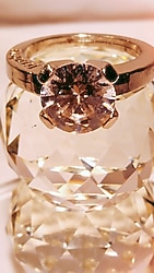 YÜZÜK,ALTINBAŞ FİRMASININ VİTRİN SERGİSİ İÇİN YAPILMIŞ DEVASA TEK TAŞ YÜZÜK 145