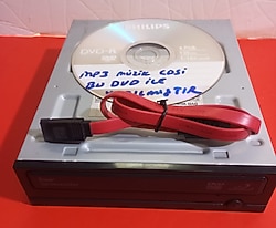 Samsung SATA DVD-ROM (PC için Dahili , Kablo hediye , Sorunsuz , İkinci El)