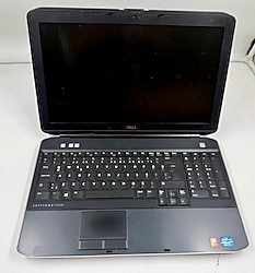 Dell Latitude E5530 İntel Core İ5-3230 8 GB 128 GB 15.6" Notebook ( OUTLET )