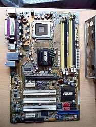 ASUS P5LD2 SE 775 PiN DDR2 ANAKART  