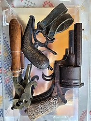 Koleksiyonluk - Şeffaf Pleksi Kutusunda