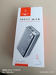 30000 mah powerbank kutusunda