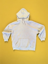 Mor hoodie Oversize kalıp Kanguru cep Günlük kombinlere uyumlu.