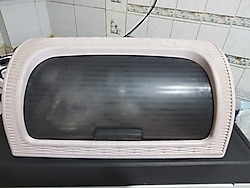 plastik ekmek kutusu