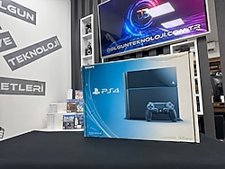 PlayStation 4 Fat 500GB Tek Kol Kutulu (İKİNCİ EL)