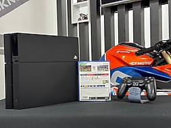 PlayStation 4 Fat 500GB Tek Kol + Pes 2021 Oyun CD’si (İKİNCİ EL)