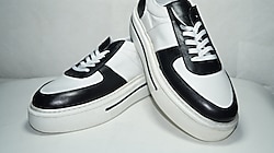 HAKİKİ DERİ SPOR GÜNLÜK YÜKSEK TABAN SİYAH BEYAZ 41 ERKEK AYAKKABI YENİ