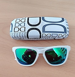 Beyaz Renkli Unisex Gözlük