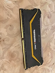 Corsair VENGEANCE® RGB PRO 16GB (2 x 8GB) DDR4 DRAM 3200MHz C16 Memory Kit — Black