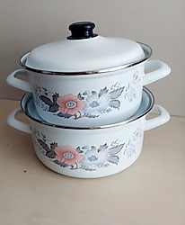 Emaye Iki buyuk tencere