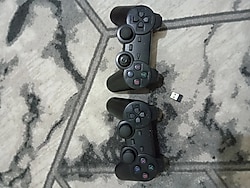 oyun konsolu uzaktan kumandalı pilli