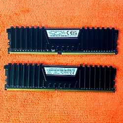 Corsair Vengeance 2x8 16GB 3200MHz+3000Mhz CL16 DDR4 RAM-Bellek-(ÜCRETSİZ KARGO)