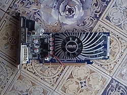 Kısmen Arızalı Nvidia ASUS GT220 1GB Ekran Kartı