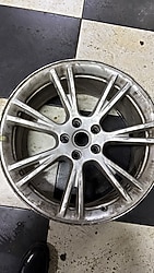 Tesla model y jant takımı orjina 4 adet hatasız